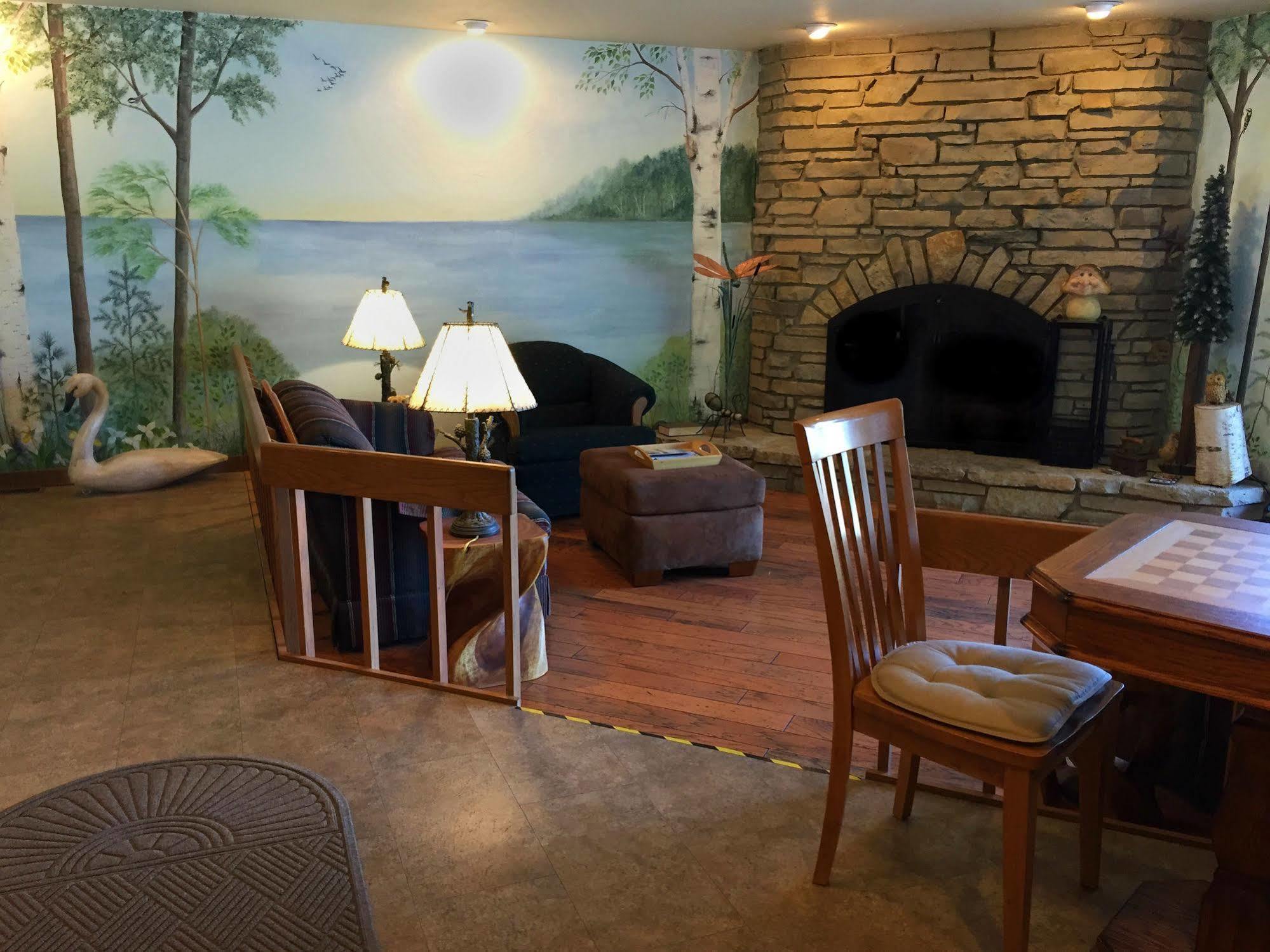 Open Hearth Lodge Sister Bay Eksteriør bilde